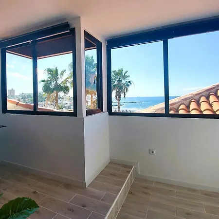 Daire Unique, 3 Bedrooms Directly On The Sea, Free Wifi And Ocean View Playa de las Américas