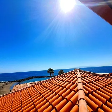 Daire Unique, 3 Bedrooms Directly On The Sea, Free Wifi And Ocean View Playa de las Américas