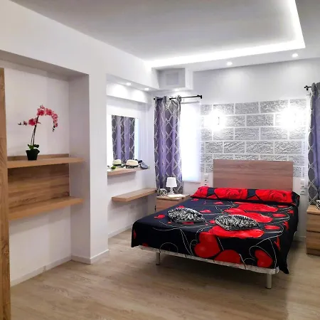 Daire Unique, 3 Bedrooms Directly On The Sea, Free Wifi And Ocean View Playa de las Américas